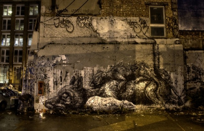 Roa street art in London