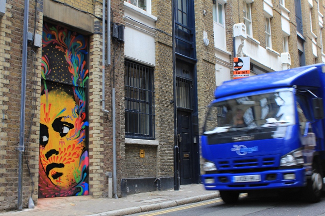 Stinkfish street art London