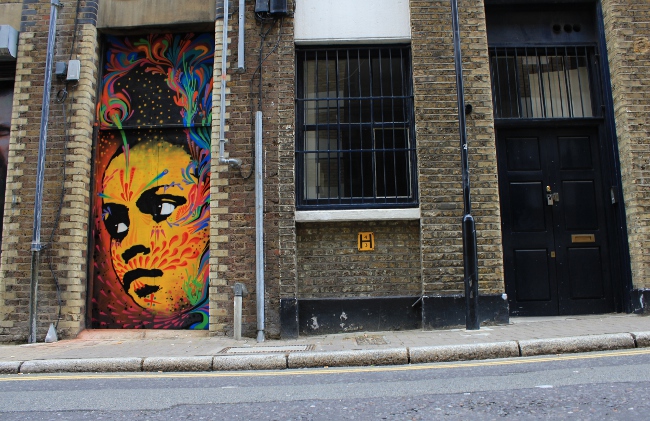 Stinksfih Street Art London