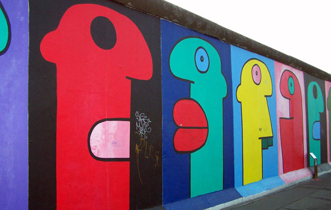 Thierry Noir Street Art London